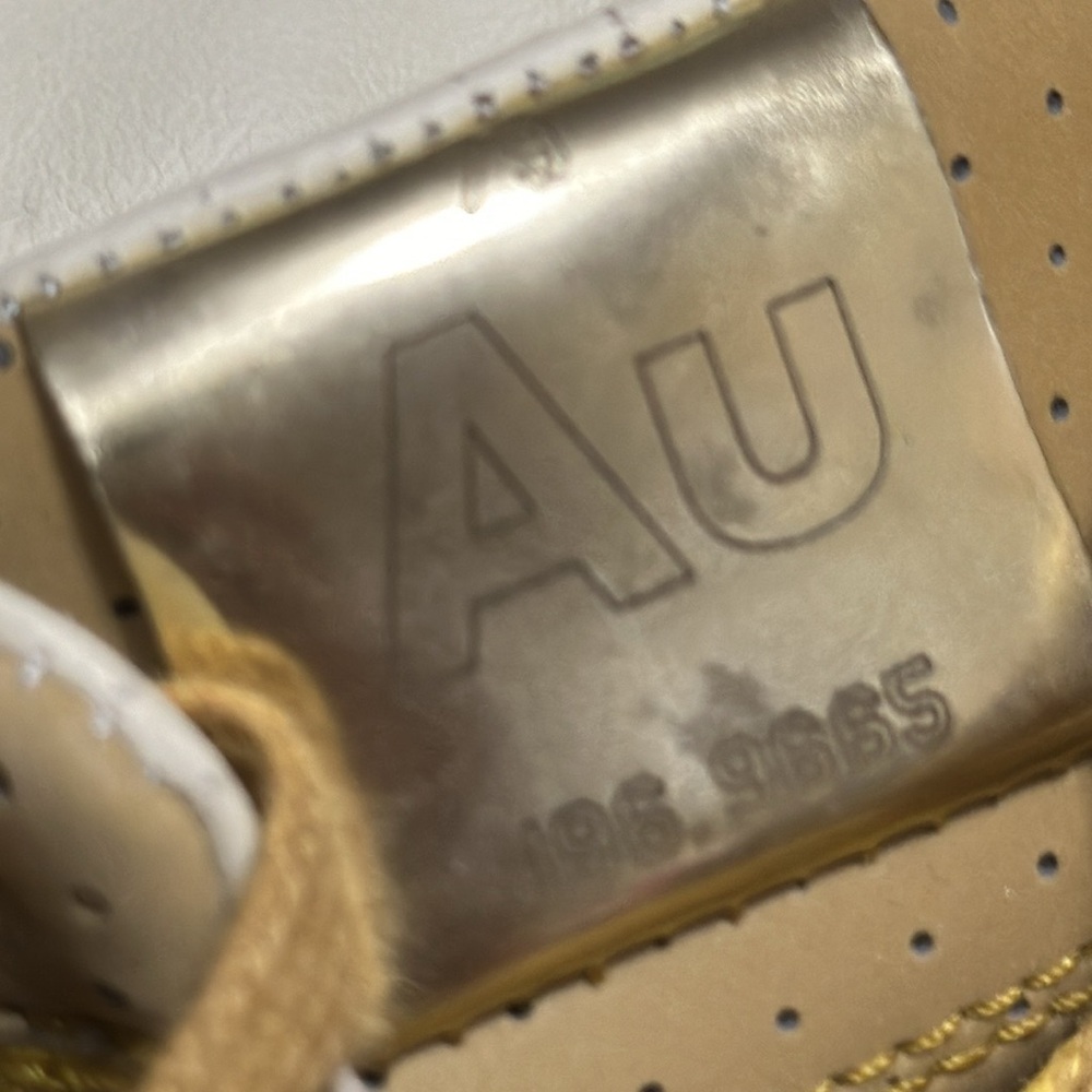 2014 NIKE Tiempo 94 Mid SP Liquid Gold Sneakers - Picture 4 of 9